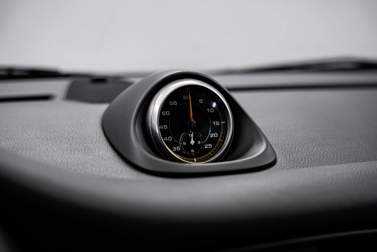 Used 2010 Porsche 911 GT3 RWD image 12