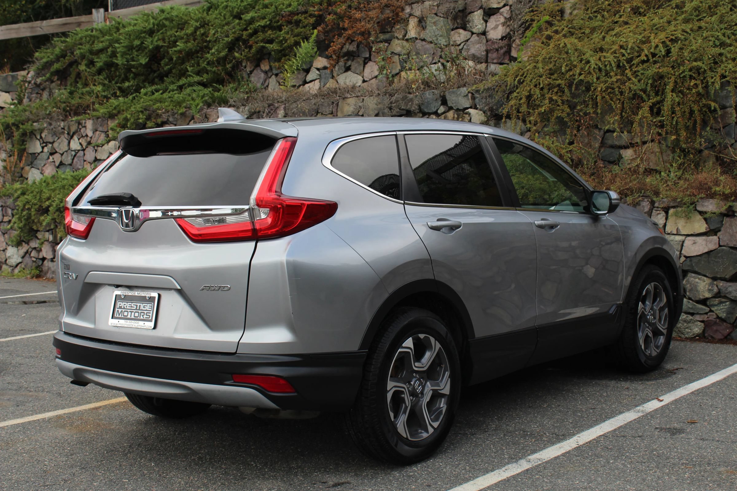 Used 2018 Honda CR-V EX image 9
