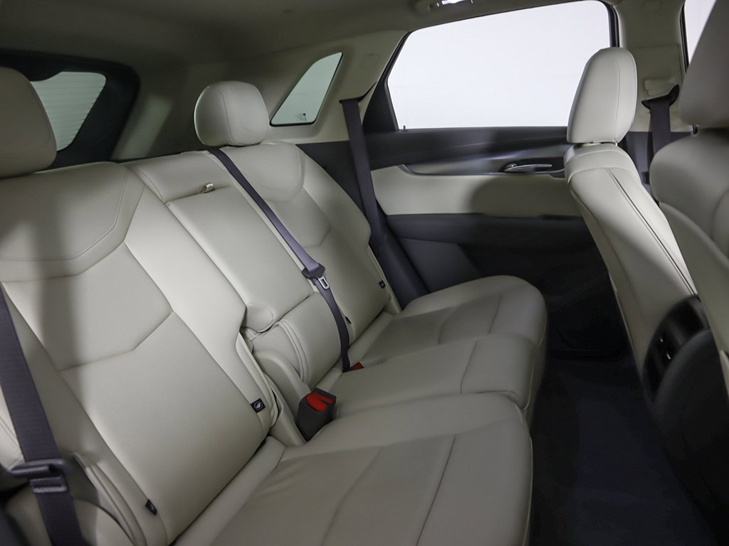 Used 2022 Cadillac XT5 Premium Luxury image 37