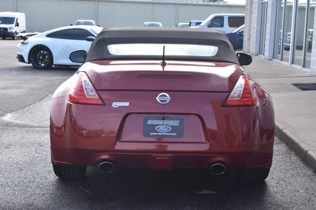 Used 2016 Nissan 370Z Roadster image 9