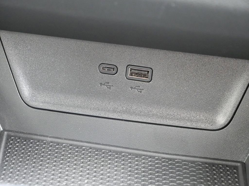 New 2026 Chevrolet Equinox LT w/ Convenience Package II image 25