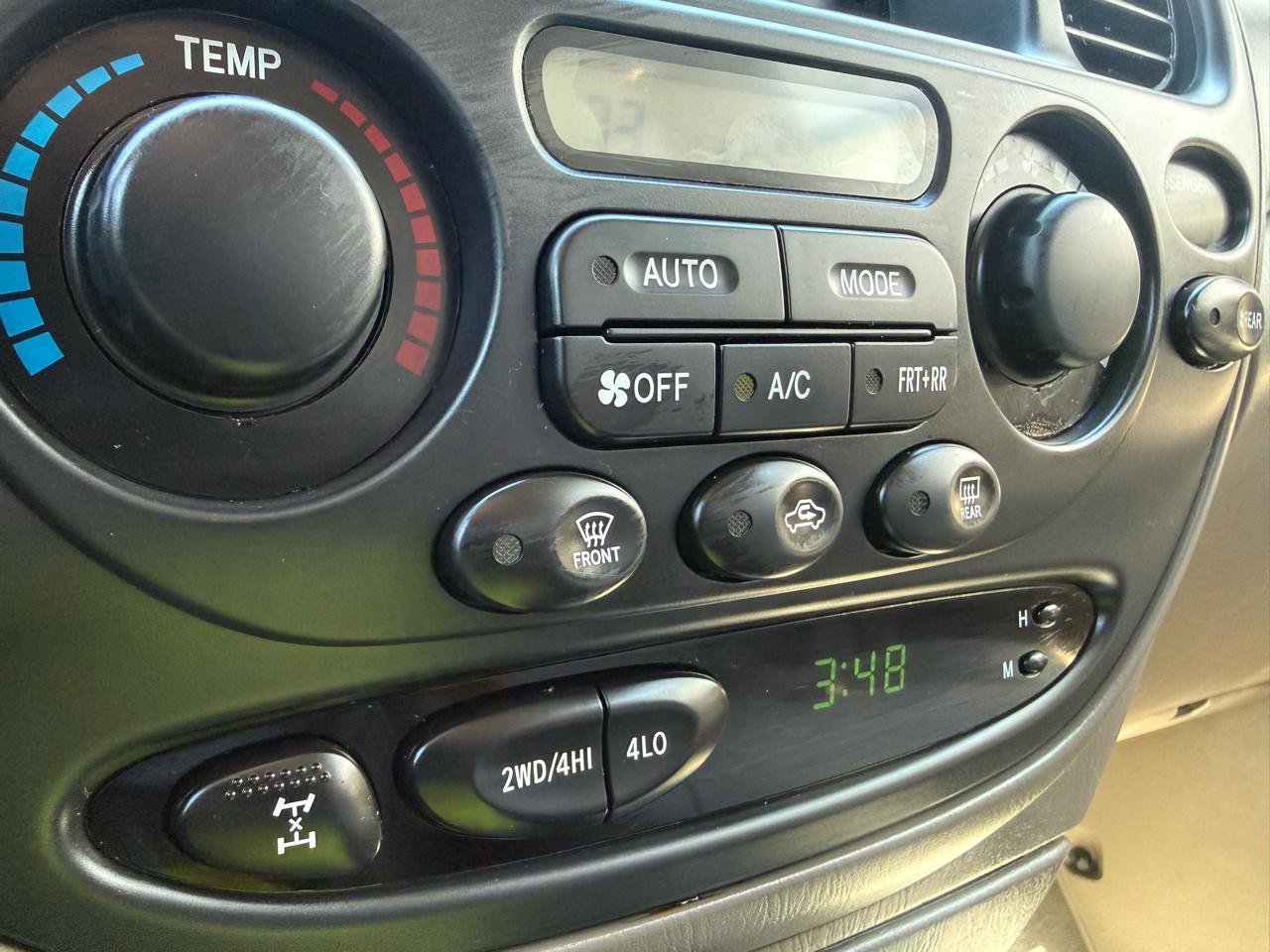 Used 2006 Toyota Sequoia SR5 image 50