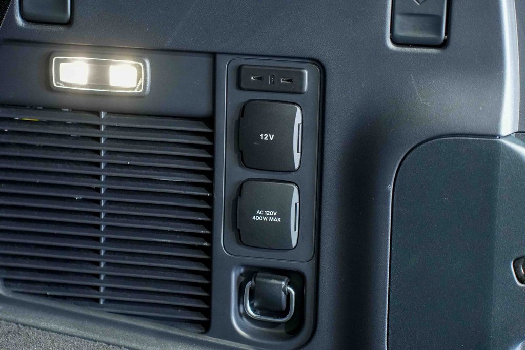 Used 2025 Lincoln Navigator Black Label image 16