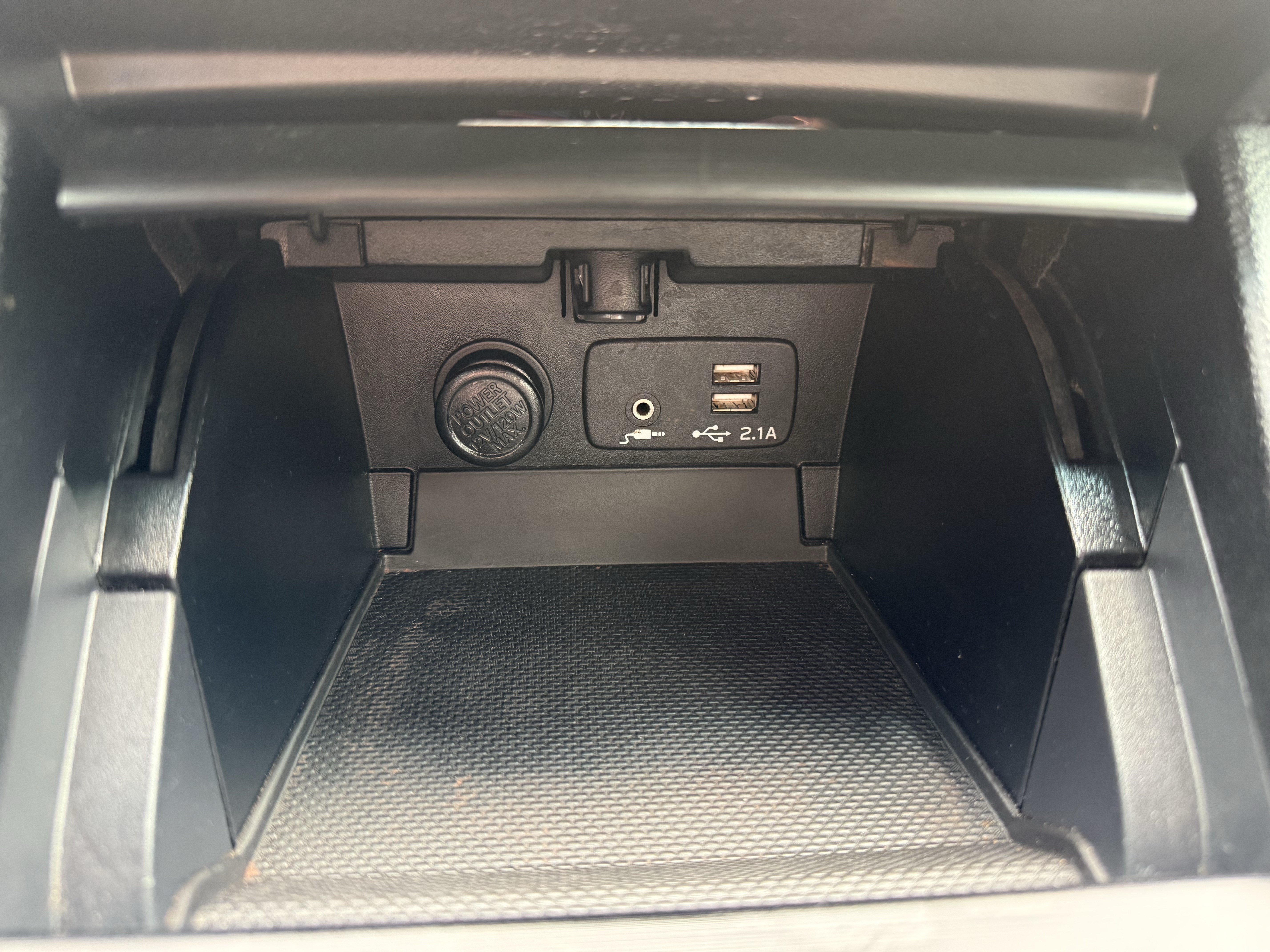 Used 2021 Subaru Outback Limited AWD/4WD image 31