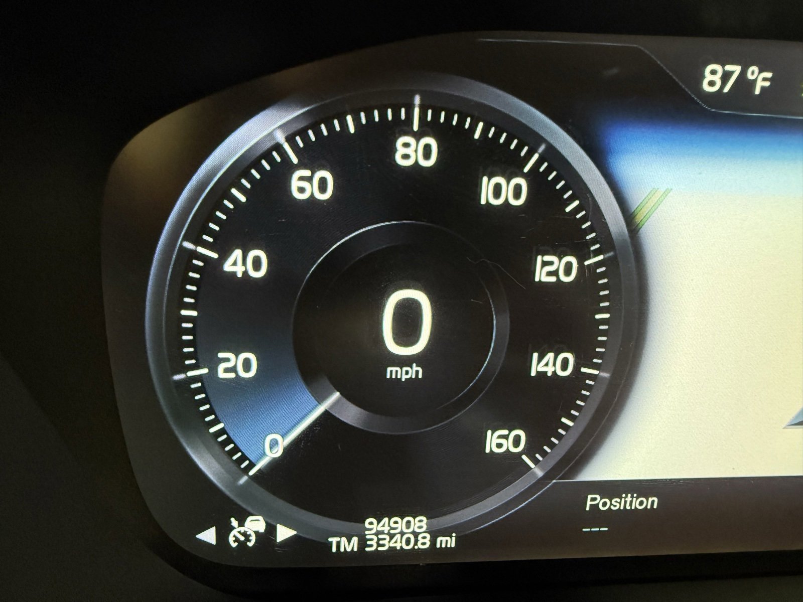 Used 2018 Volvo XC60 T6 R-Design w/ Convenience Package image 16