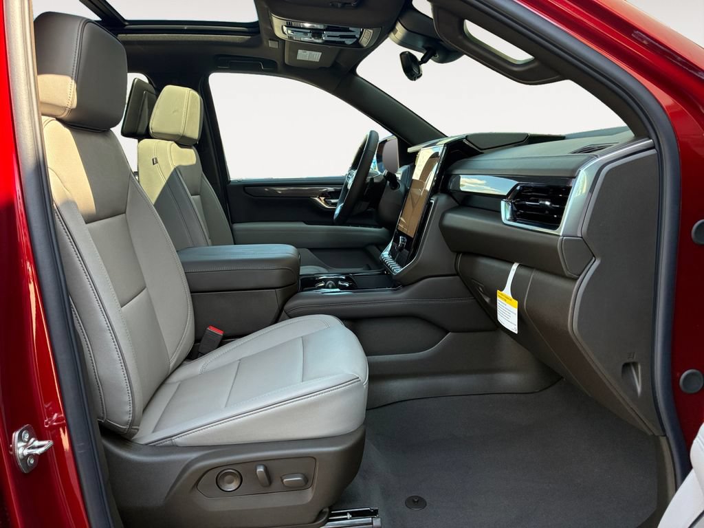 New 2026 GMC Yukon Elevation w/ Elevation Premium Package AWD/4WD image 15