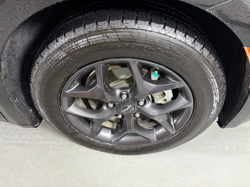 Used 2020 Chrysler Pacifica Touring-L Plus FWD image 11