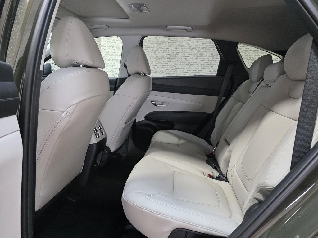 New 2026 Hyundai Tucson SEL image 17