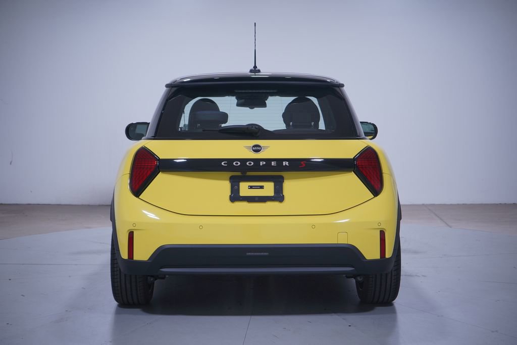 New 2026 MINI Cooper S FWD image 5