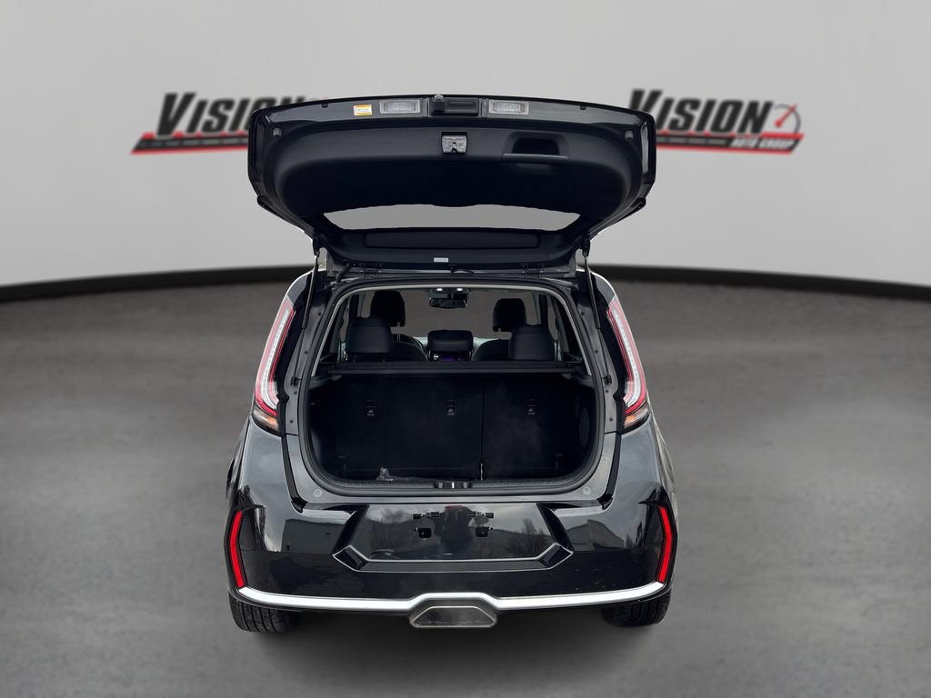 Used 2025 Kia Soul GT-Line w/ GT-Line Technology Package image 11