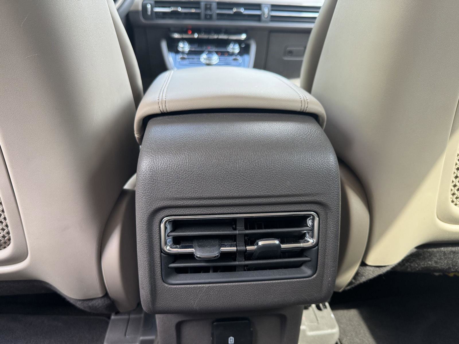 Used 2022 Lincoln Corsair FWD image 17