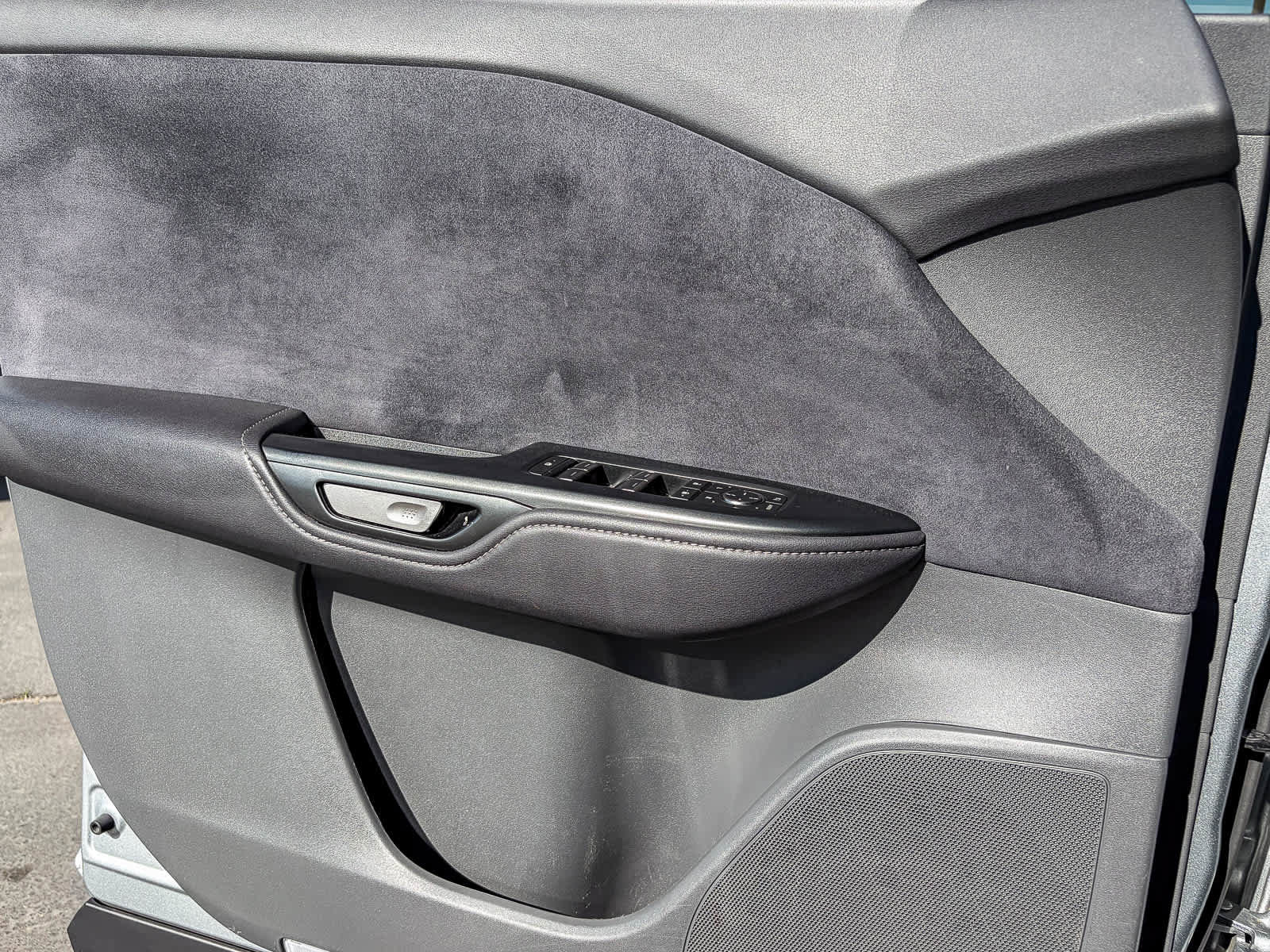 Certified 2023 Lexus RZ 450e Luxury w/ Accessory Package (Z1) image 19