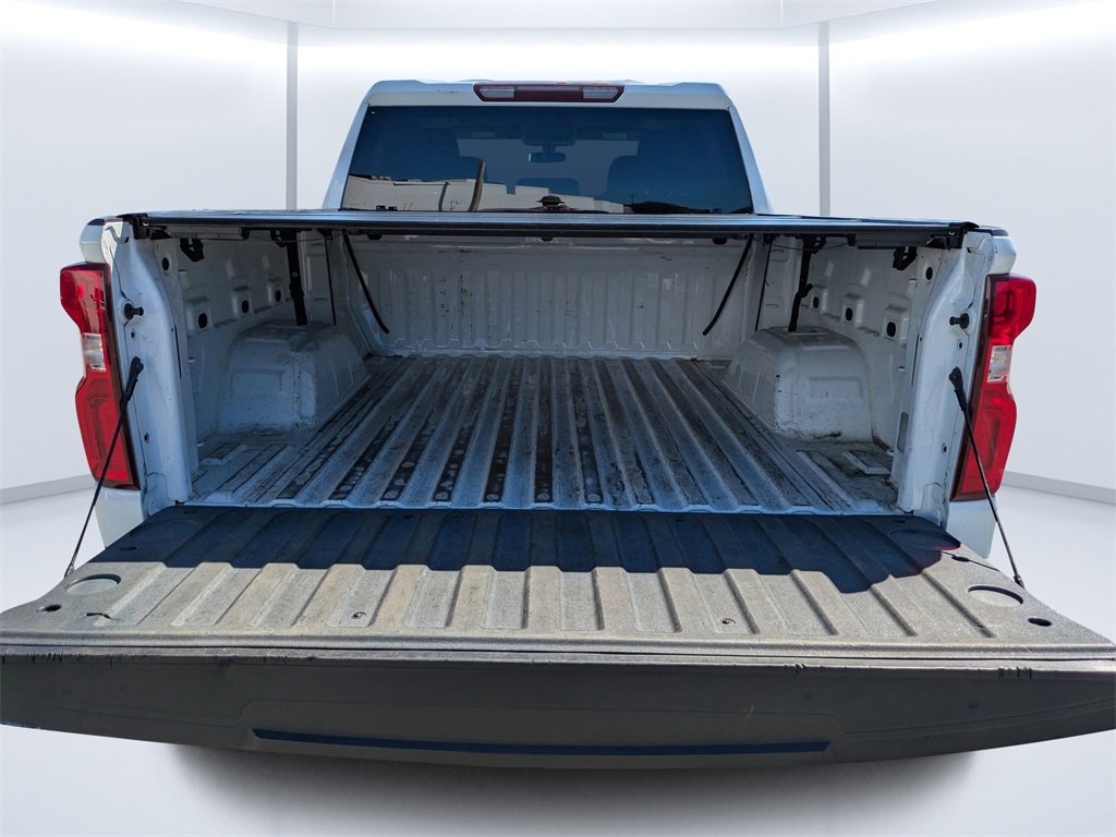 Used 2019 Chevrolet Silverado 1500 Custom w/ Custom Value Package image 12