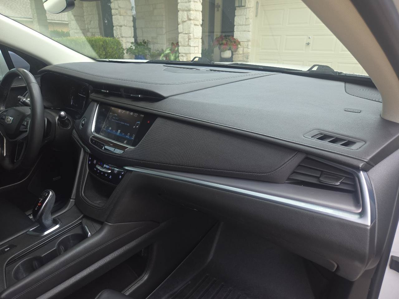 Used 2017 Cadillac XT5 Premium Luxury FWD image 17