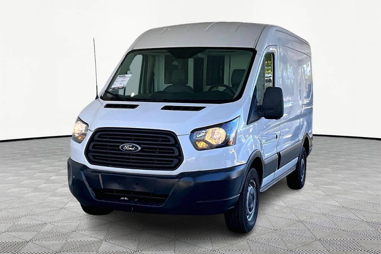 Used 2015 Ford Transit 250 130 Medium Roof