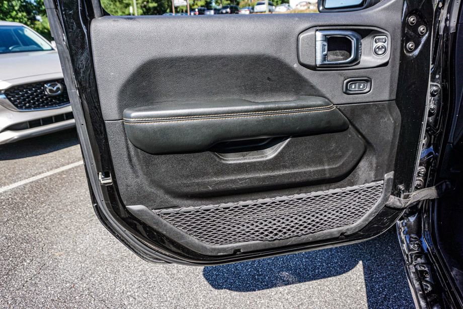 Used 2024 Jeep Wrangler Unlimited Sahara image 42