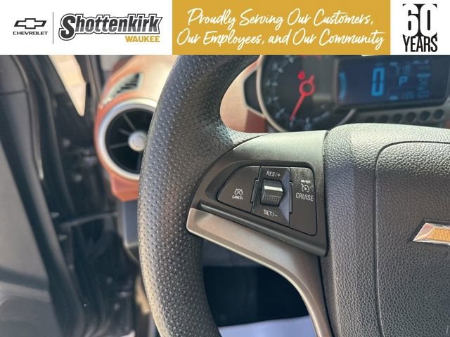 Used 2016 Chevrolet Sonic LT image 27