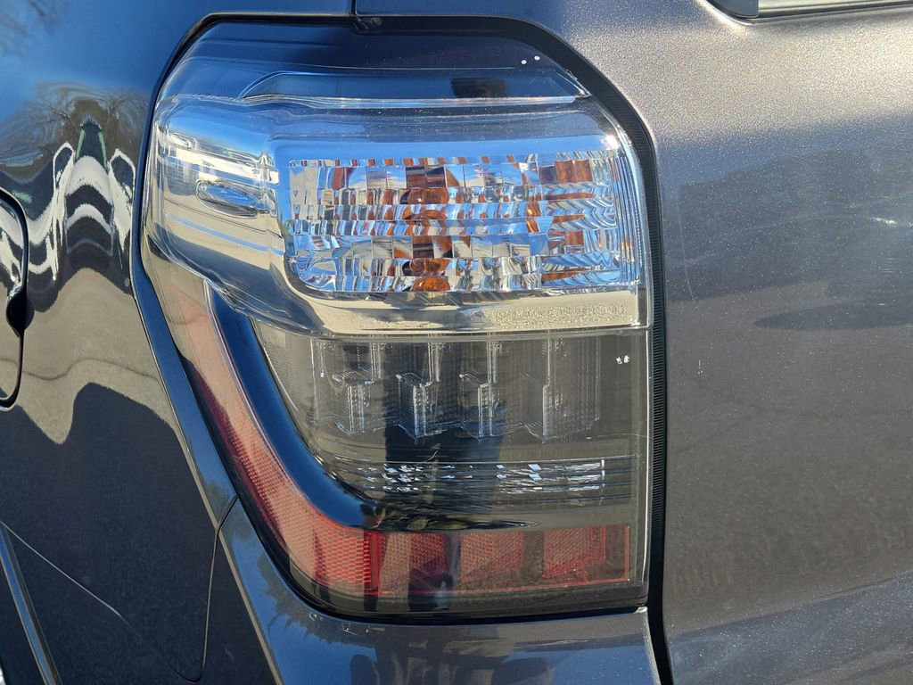 Used 2019 Toyota 4Runner SR5 image 13