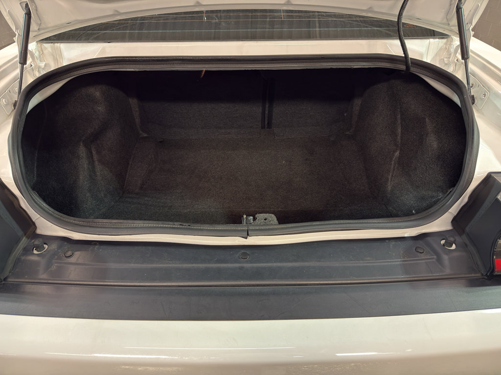 Used 2018 Dodge Challenger SXT Plus image 28