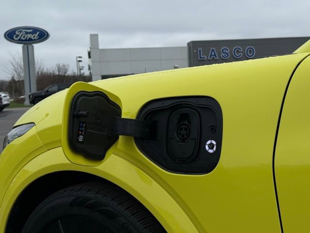 Used 2025 Ford Mustang Mach-E GT image 55