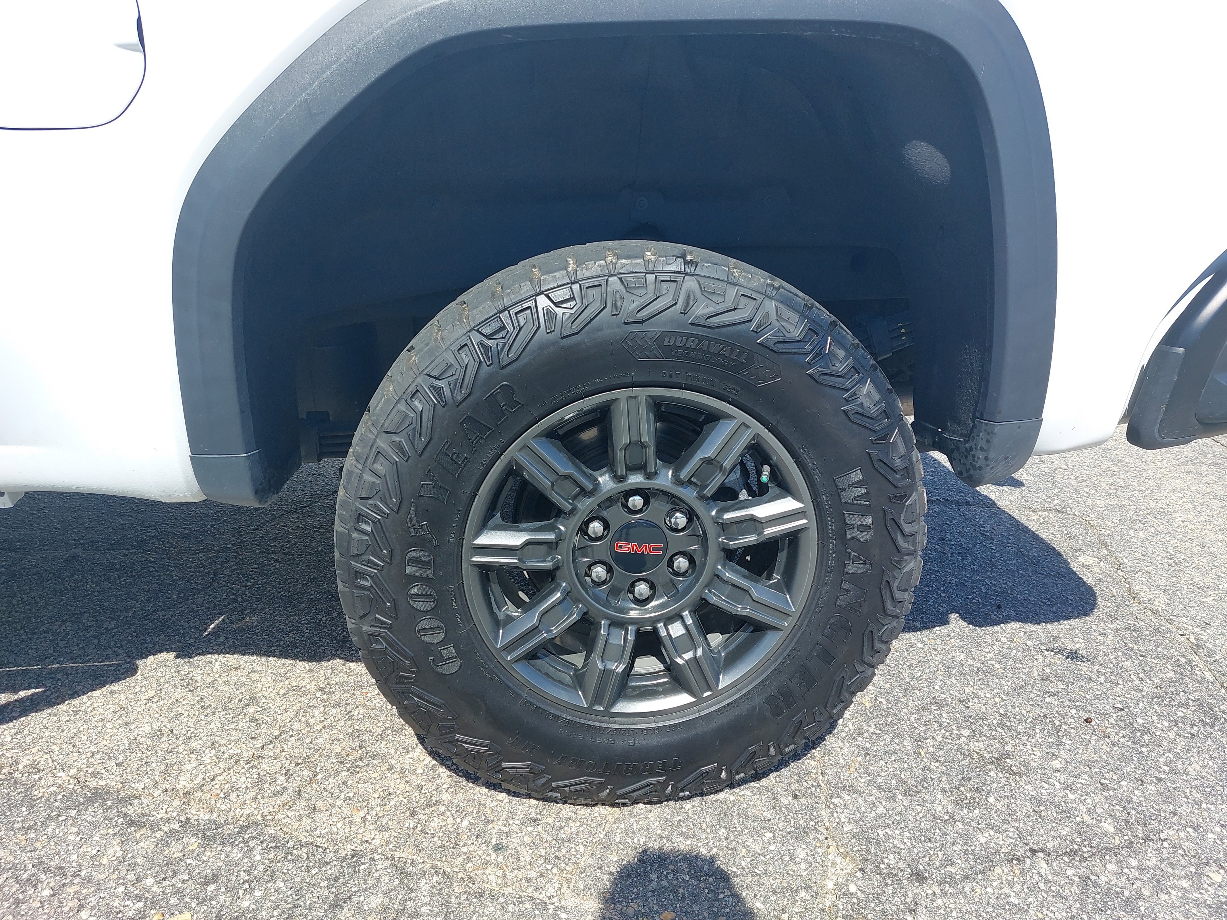 Used 2024 GMC Sierra 1500 AT4X image 35