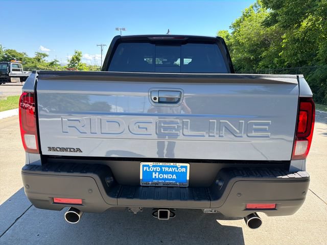 New 2026 Honda Ridgeline Black Edition image 4