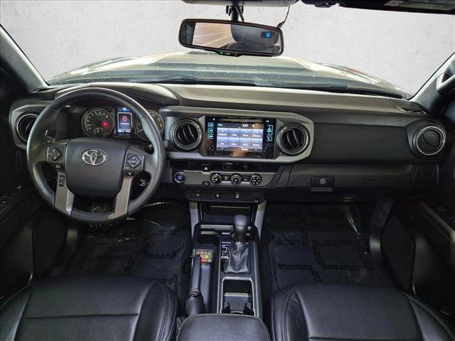 Used 2017 Toyota Tacoma TRD Sport w/ Tow Package RWD image 17