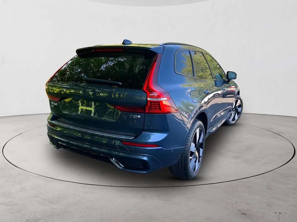 Certified 2025 Volvo XC60 T8 Ultra w/ Protection Package Premier AWD/4WD image 5