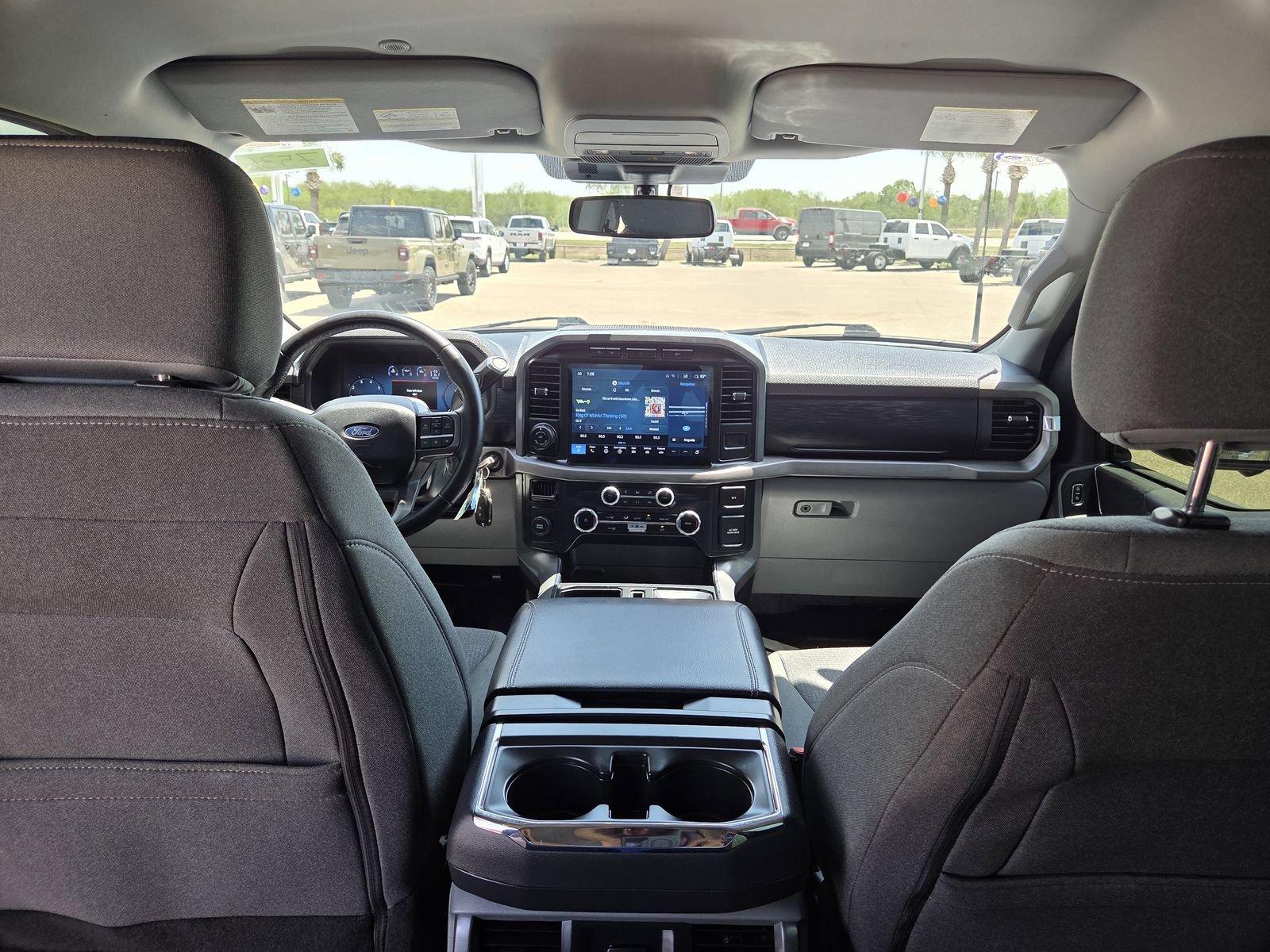 Used 2024 Ford F150 XLT w/ Mobile Office Package RWD image 22