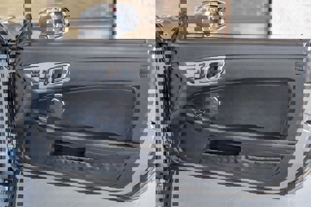 Used 2013 Mercedes-Benz SLK 250 image 40