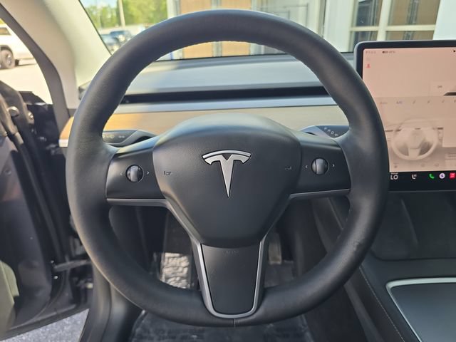 Used 2023 Tesla Model Y Long Range AWD/4WD image 26
