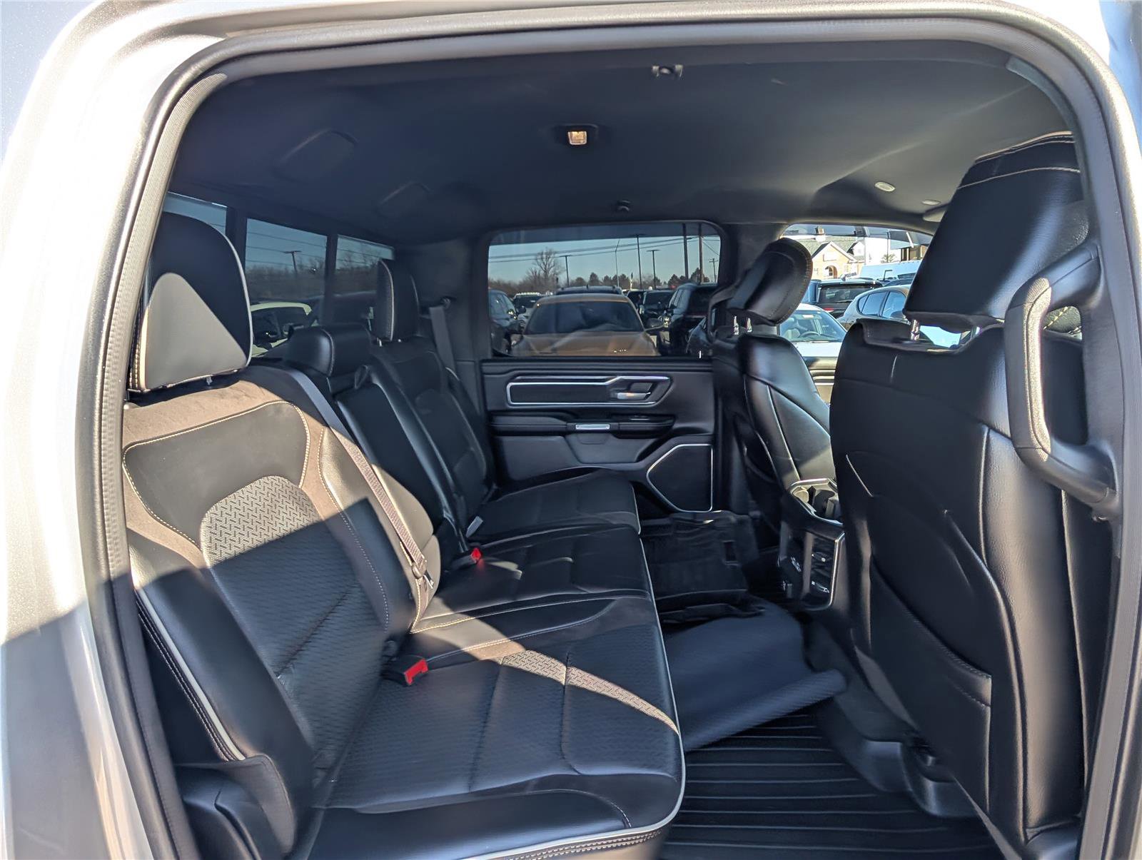 Used 2023 RAM 1500 Laramie image 12