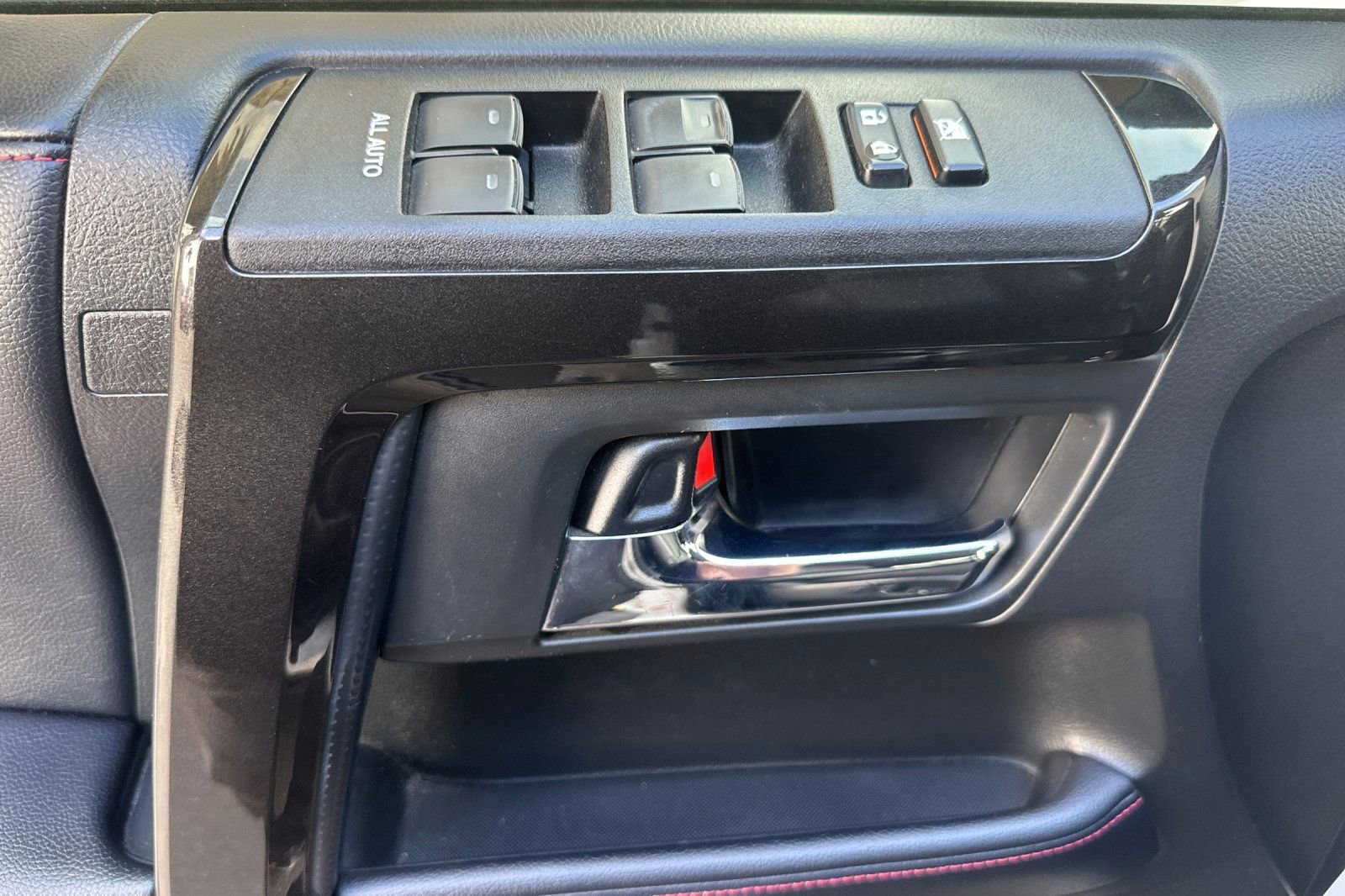 Used 2019 Toyota 4Runner TRD Off-Road Premium image 12