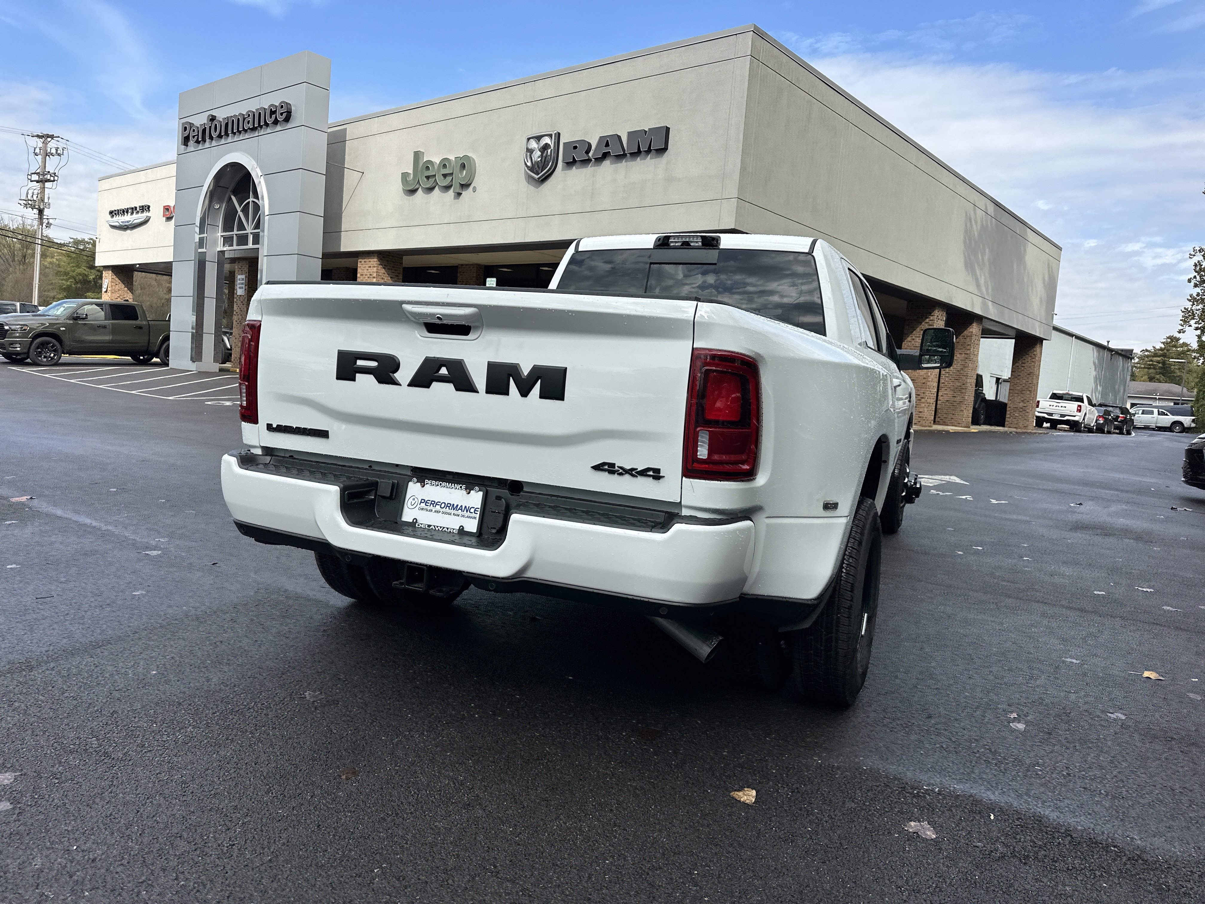 New 2027 RAM 3500 Laramie AWD/4WD image 19