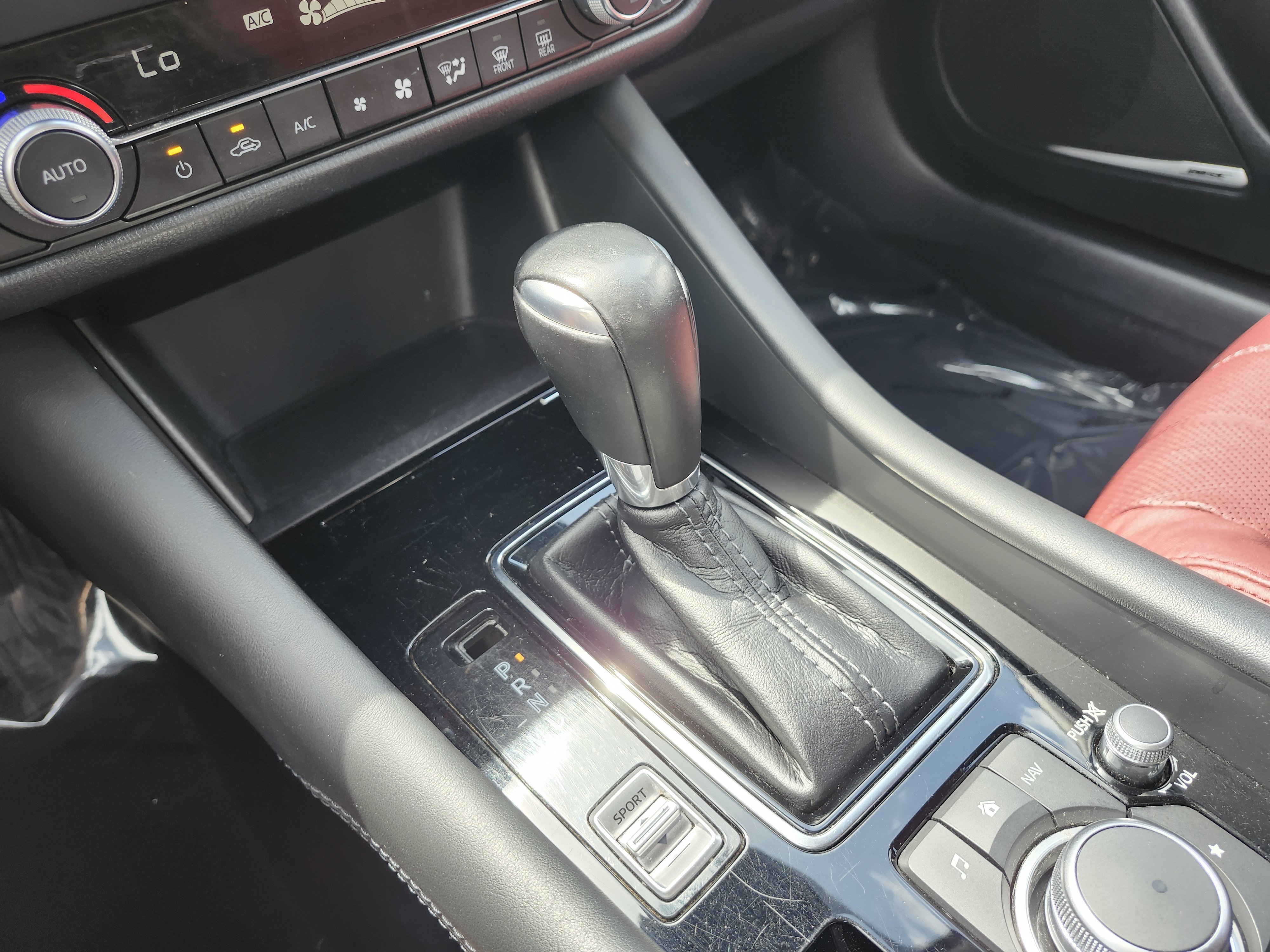 Used 2021 MAZDA MAZDA6 Carbon Edition FWD image 33