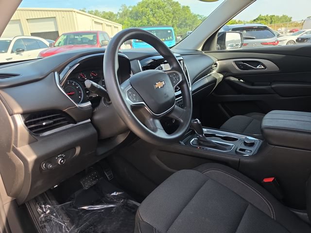 Used 2020 Chevrolet Traverse LS FWD image 14