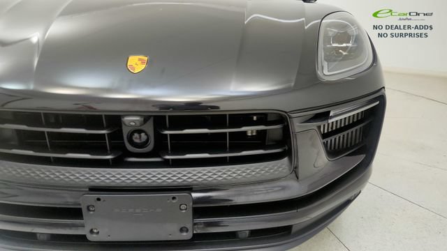 Used 2024 Porsche Macan S AWD/4WD image 25