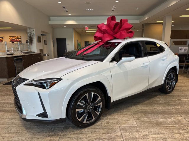 New 2025 Lexus UX 300h AWD image 4