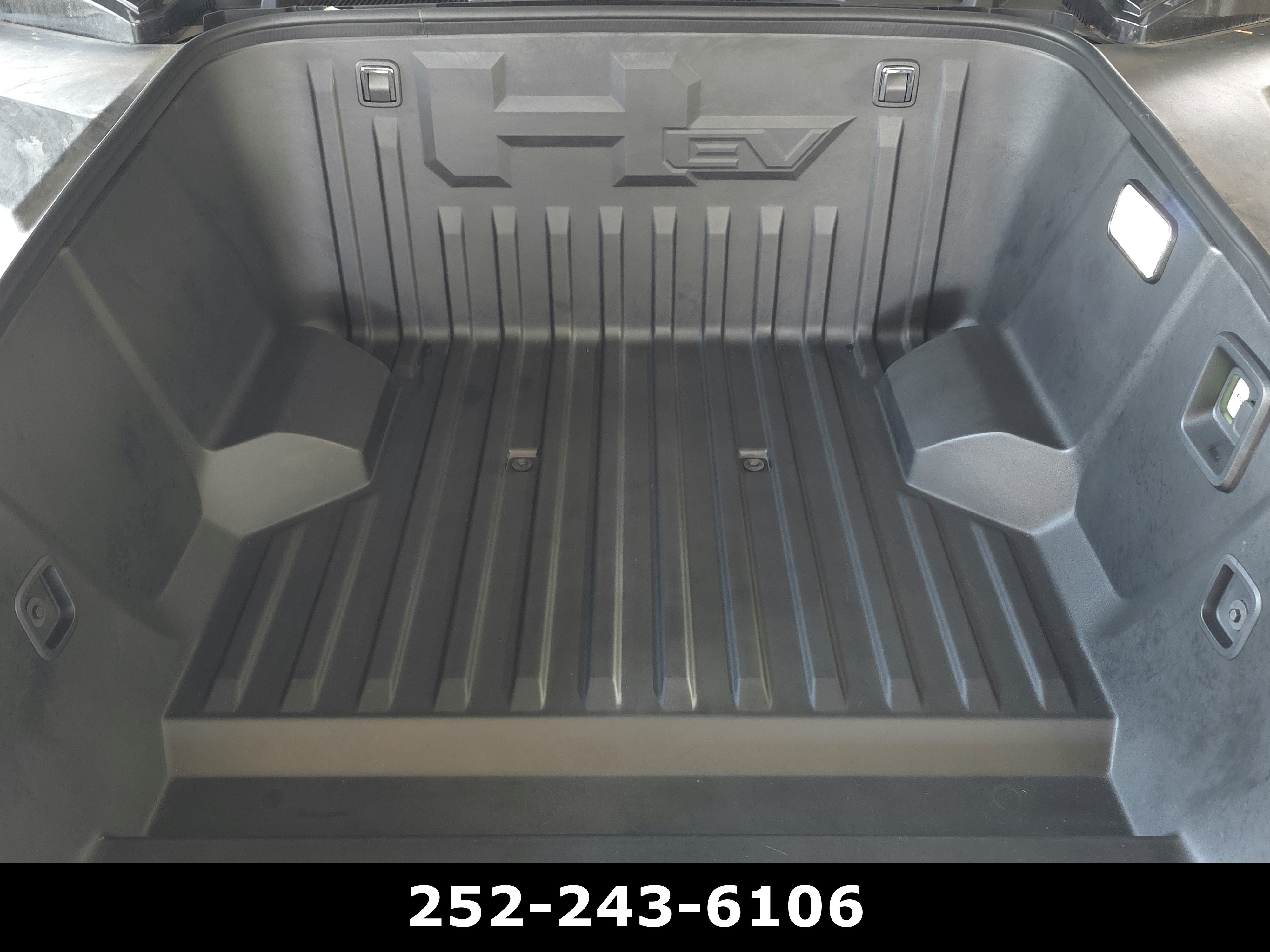 Used 2025 GMC Hummer EV 3X AWD/4WD image 53