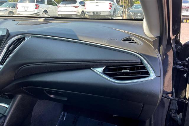 Used 2022 Chevrolet Malibu Premier image 23