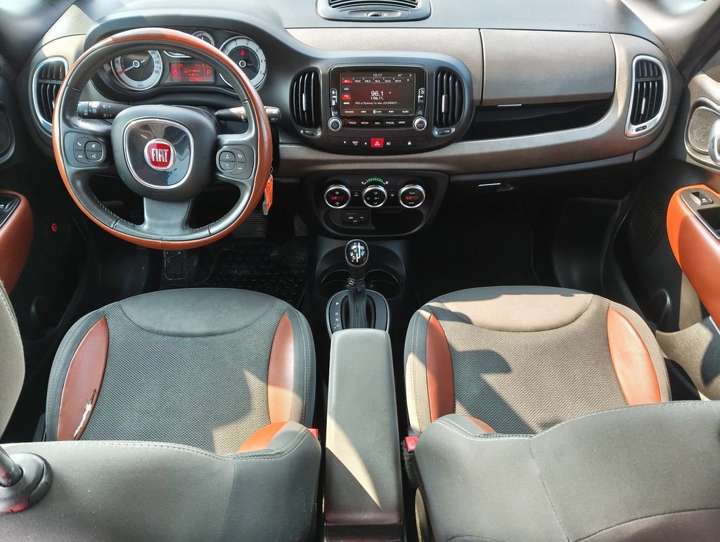 Used 2014 FIAT 500L Trekking w/ Popular Equipment Group FWD image 14