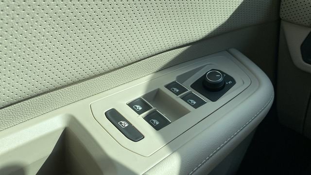 New 2026 Volkswagen Atlas SE image 19