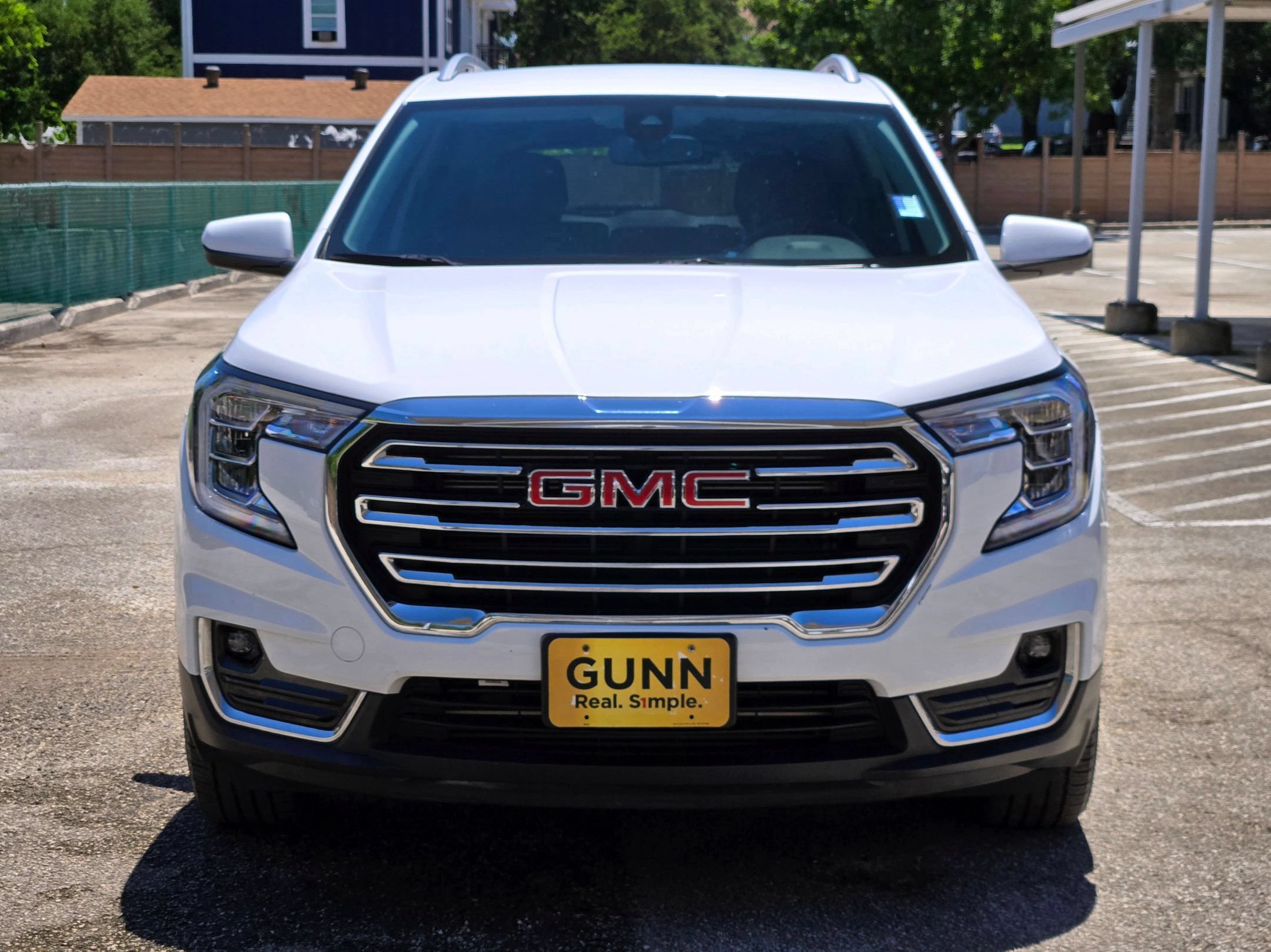 Used 2024 GMC Terrain SLT AWD/4WD image 9