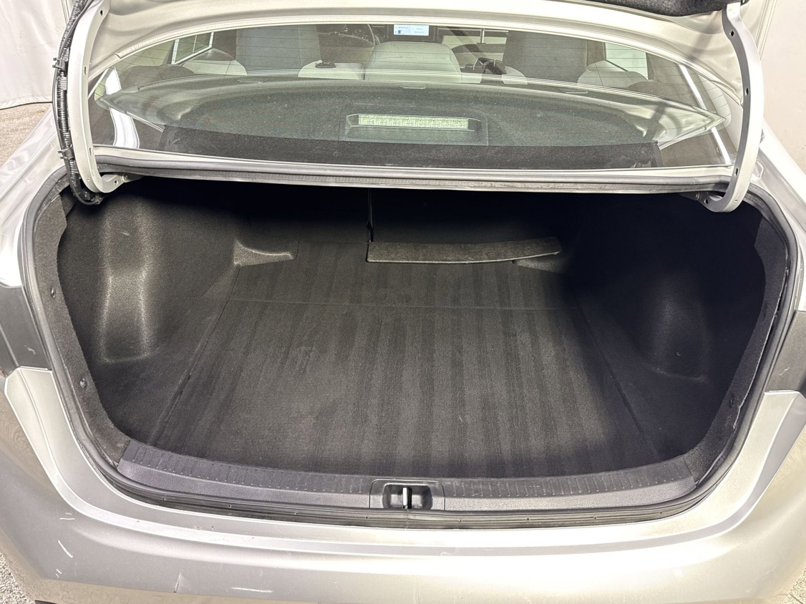 Used 2024 Toyota Corolla LE image 27