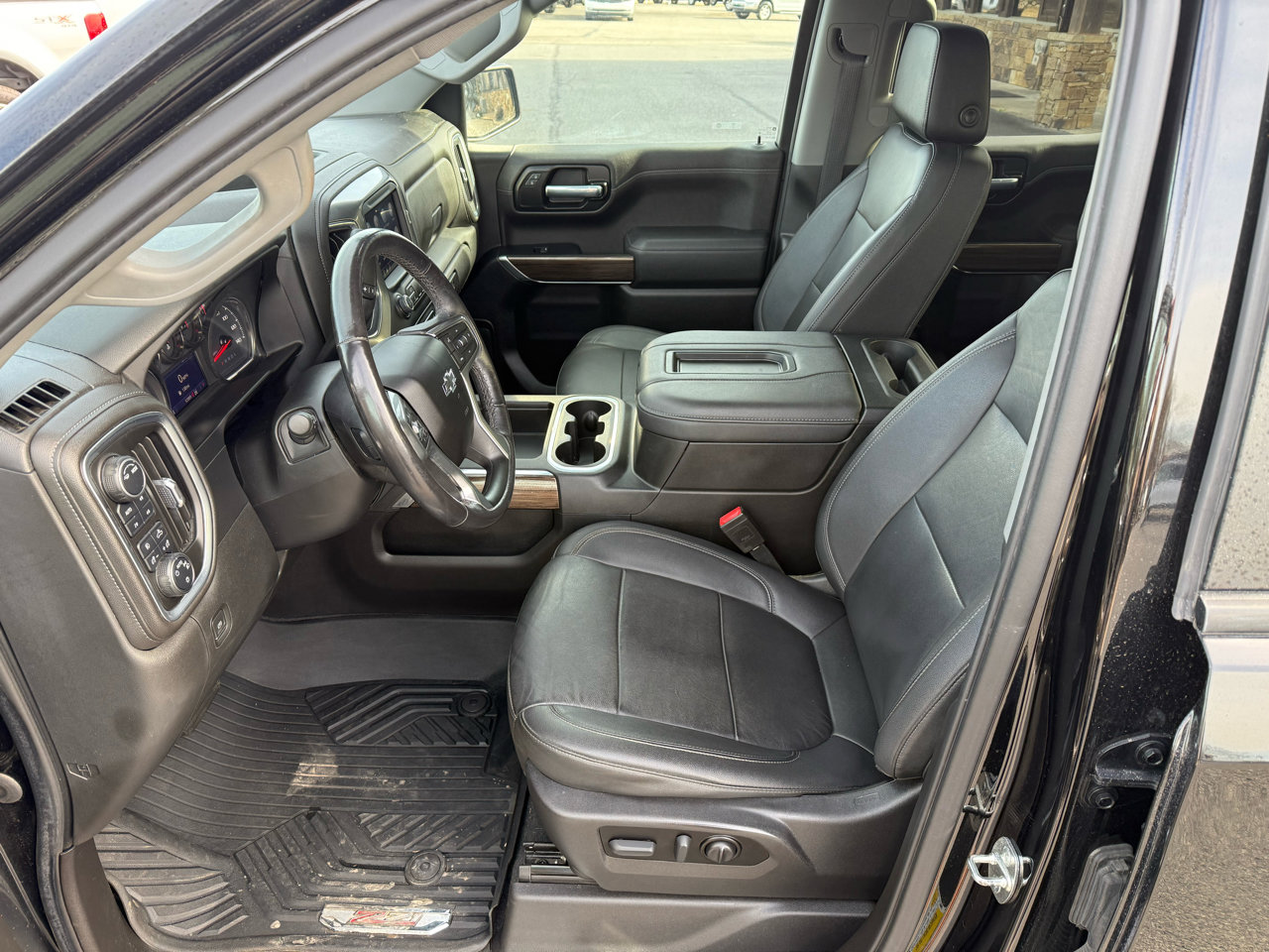 Used 2021 Chevrolet Silverado 1500 RST image 11