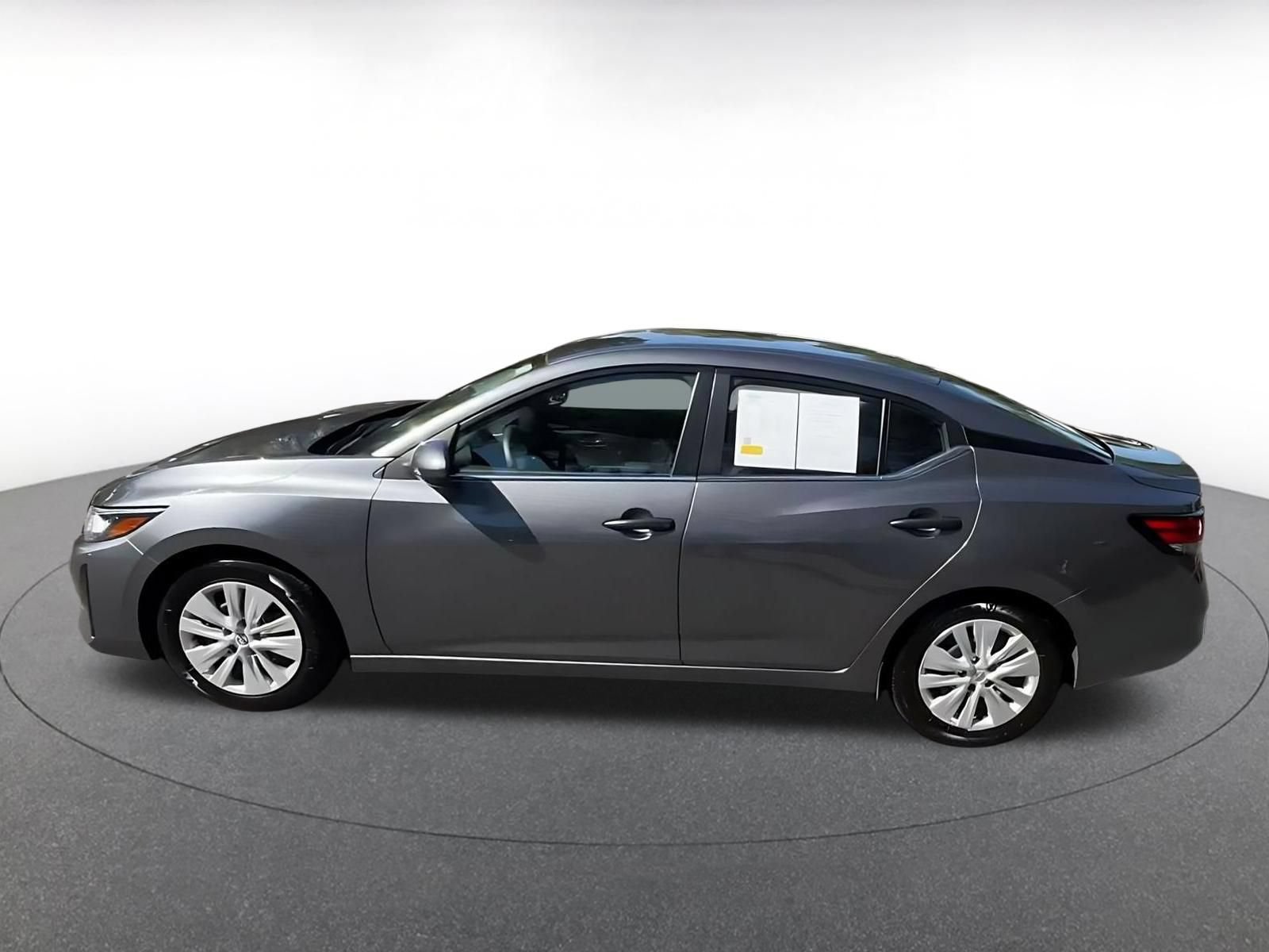 Used 2025 Nissan Sentra S FWD image 8