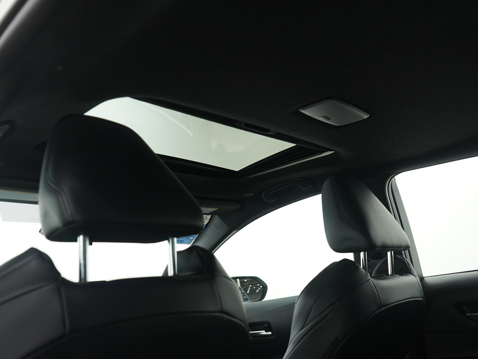 Used 2025 Toyota Corolla XSE image 11