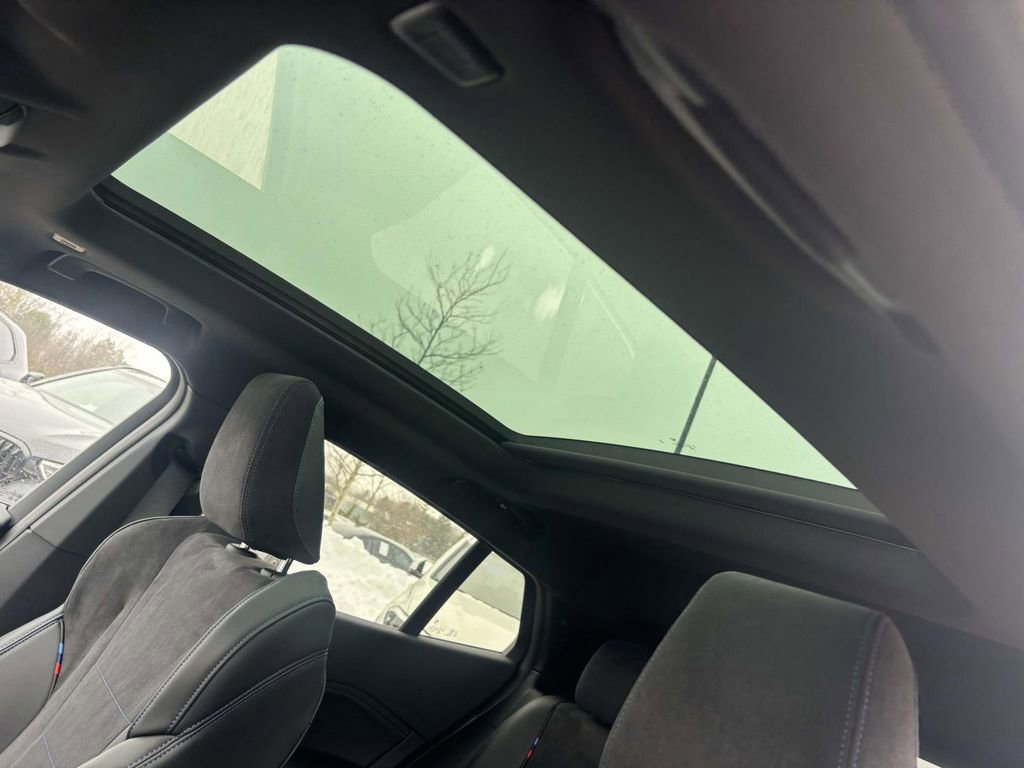 New 2026 BMW X2 xDrive28i w/ Technology Package image 25