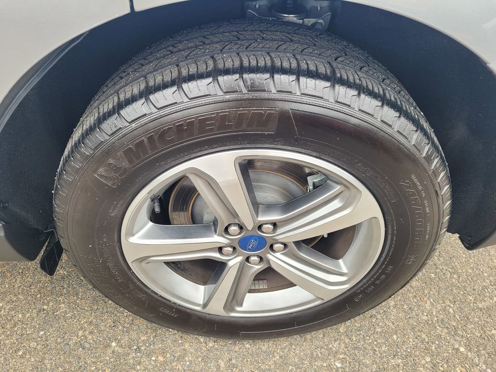 Used 2022 Ford Edge SEL w/ Convenience Package image 27