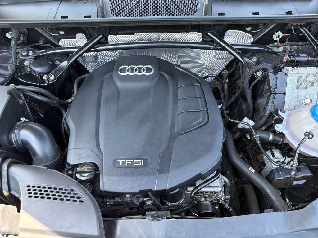 Used 2018 Audi Q5 2.0T Premium AWD/4WD image 17